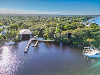 4605 SE Williams Way, Stuart, FL 34997