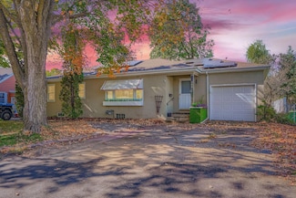 308 Pershing Ave N, New Prague, MN 56071