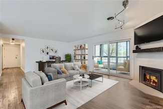 800 Pearl St Unit 204, Denver, CO 80203