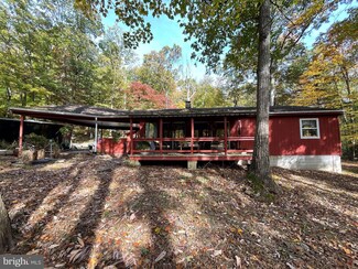 1155 Shippensburg Rd, Biglerville, PA 17307