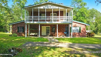18 Shamrock Ln, Carriere, MS 39426