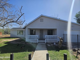 819 E Apollo Rd, Phoenix, AZ 85042