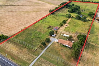 31092 Us Highway 82, Whitesboro, TX 76273