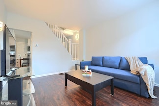 321 Fagley St, Baltimore, MD 21224