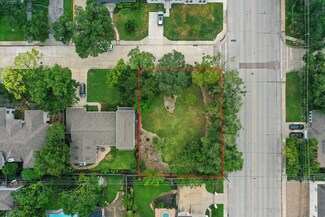 5101 Pocahontas St, Bellaire, TX 77401
