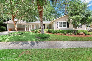 375 S 4th St, MacClenny, FL 32063
