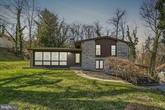350 Hillside Dr, New Cumberland, PA 17070