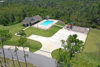 9706 Sweetfield Ln, Southport, FL 32409
