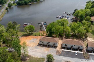 133 Gaston Pointe Dr, Littleton, NC 27850