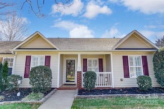 1362 Copper Creek Ln, Fort Mill, SC 29715