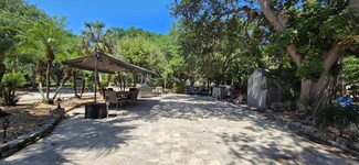 185 Appaloosa Trail, River Ranch, FL 33867