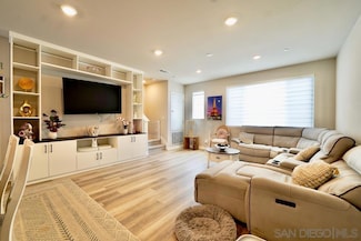 1448 W Sunrise Ln, San Pedro, CA 90732