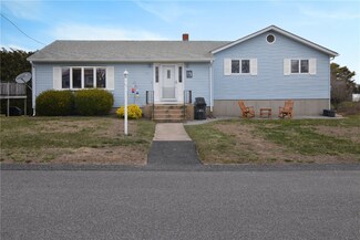 151 E Shore Rd, Narragansett, RI 02882