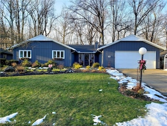 5768 Bayberry Cir, North Ridgeville, OH 44039