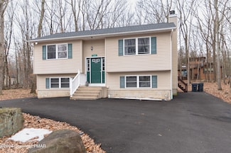 133 Sundew Dr, East Stroudsburg, PA 18301