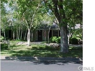 575 E 21st St, Merced, CA 95340