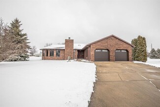 3016 6th Ave, Monroe, WI 53566