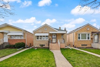 2310 Hainsworth Ave, Riverside, IL 60546