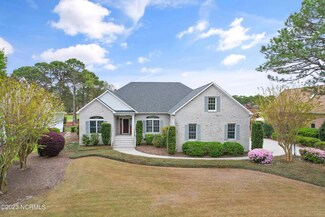 2965 Trailwood Dr SE, Southport, NC 28461