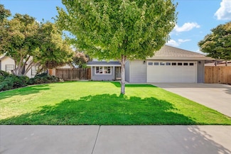 803 N B St, Exeter, CA 93221