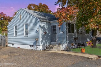 20 Gordon Ave, Old Bridge, NJ 08857