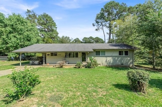 3829 Yale Ave, Laurel, MS 39440