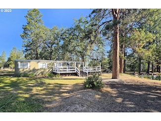141 S Louisa Rd, Tygh Valley, OR 97063