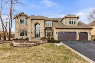 4503 Clearwater Ln, Naperville, IL 60564