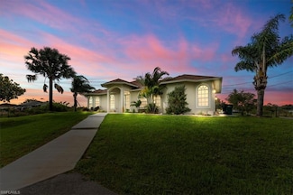 4045 24th Ave NE, Naples, FL 34120