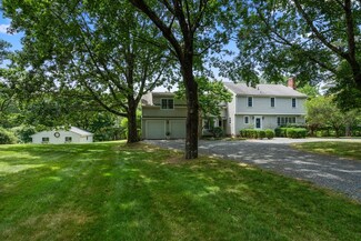 10 Ward Ln, Sherborn, MA 01770