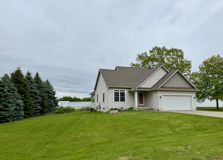 6981 Jennifer Ln, Portland, MI 48875