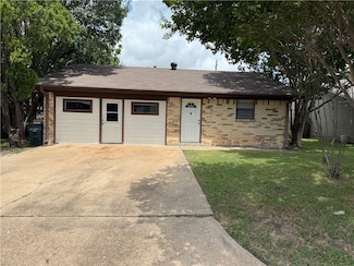 814 Yegua St, Bryan, TX 77801