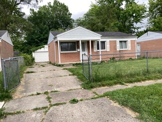 630 Calder Ave, Ypsilanti, MI 48198