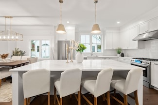 16 Wayside Rd, Natick, MA 01760