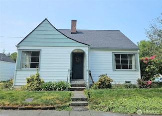 302 S Albert St, Port Angeles, WA 98362