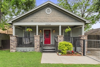 5304 Michaux St, Houston, TX 77009
