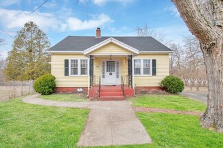 110 Darling St, Indian Orchard, MA 01151