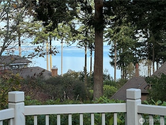 190 Bluffs Dr Unit 1, Port Townsend, WA 98368