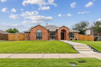 826 Ashley Place, Mesquite, TX 75181