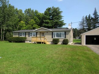 24 School St, Gouverneur, NY 13642