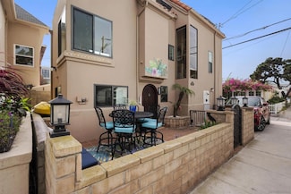 841 Pismo Ct, San Diego, CA 92109