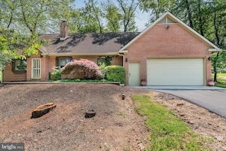900 Carol Place, Lemoyne, PA 17043