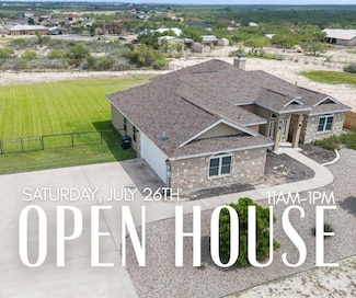 195 Dos Caballos, Del Rio, TX 78840