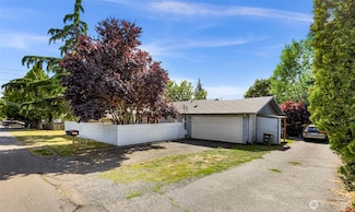 2517 Superior St, Bellingham, WA 98226