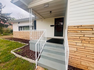 509 S 6th St, Thayer, MO 65791