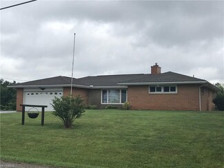 4314 N State Route 376 NW, McConnelsville, OH 43756