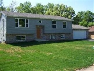 38816 N Kenmore Rd, Antioch, IL 60002