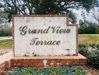 117 Grandview Terrace Dr, Youngsville, LA 70592