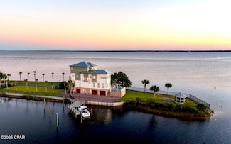 6701 Yacht Club Dr, Panama City, FL 32404