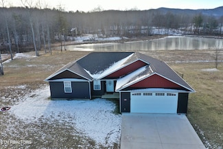 194 Cordell Mtn Pvt Ln, Winfield, TN 37892